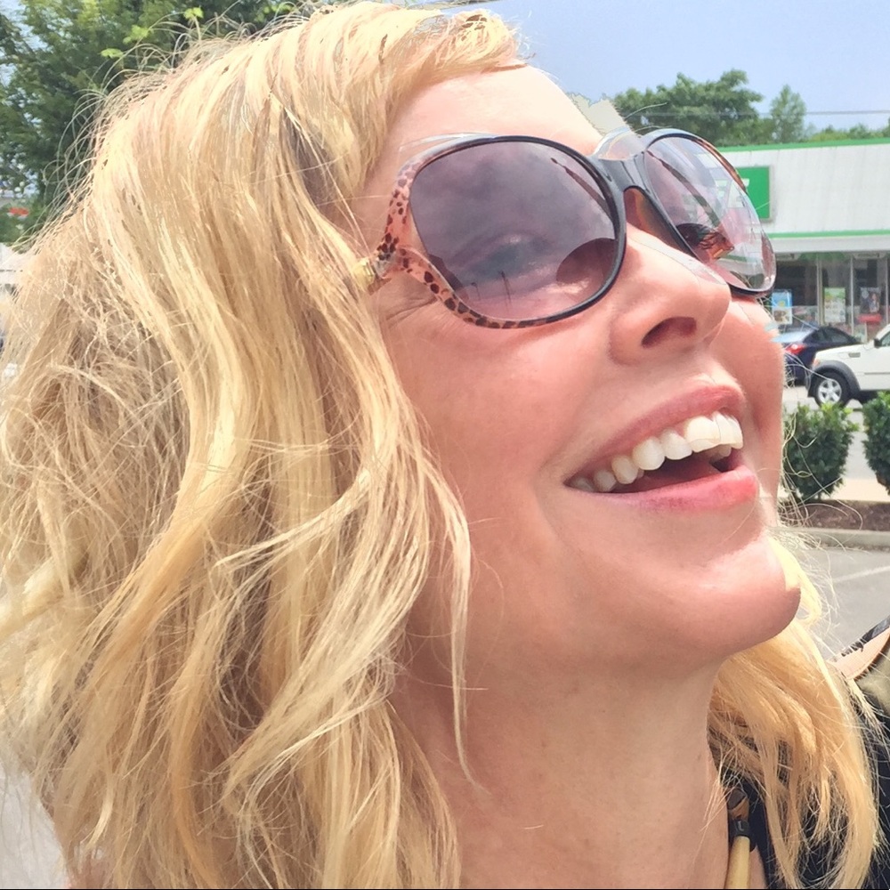 Meet your Posher, Cj